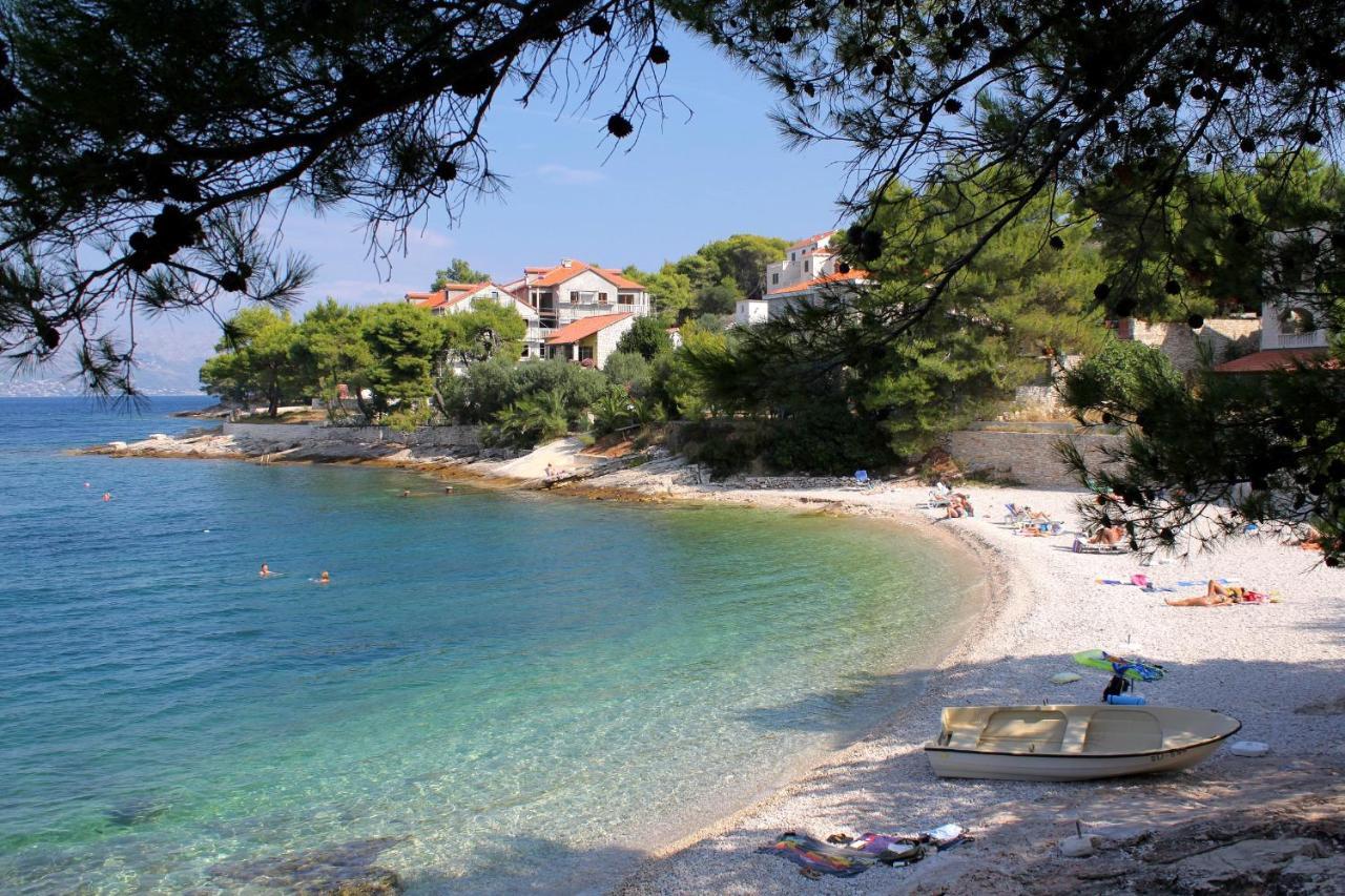 Apartments With A Parking Space Postira, Brac - 2911 Екстер'єр фото