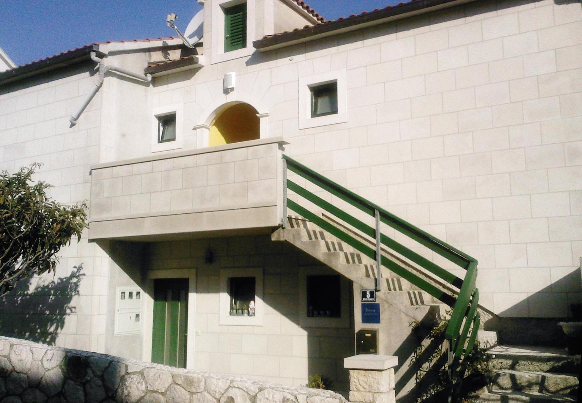 Apartments With A Parking Space Postira, Brac - 2911 Екстер'єр фото