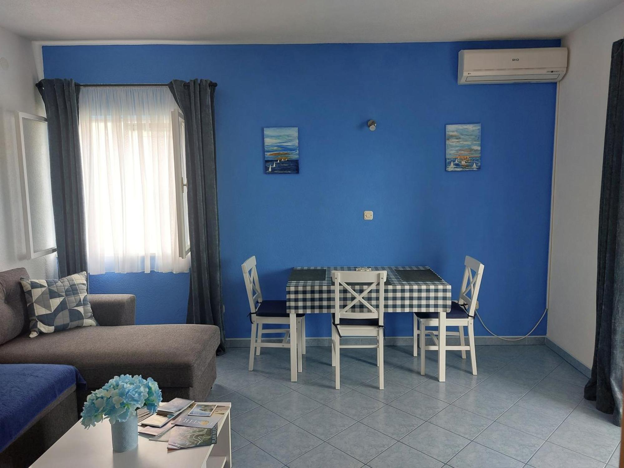 Apartments With A Parking Space Postira, Brac - 2911 Екстер'єр фото