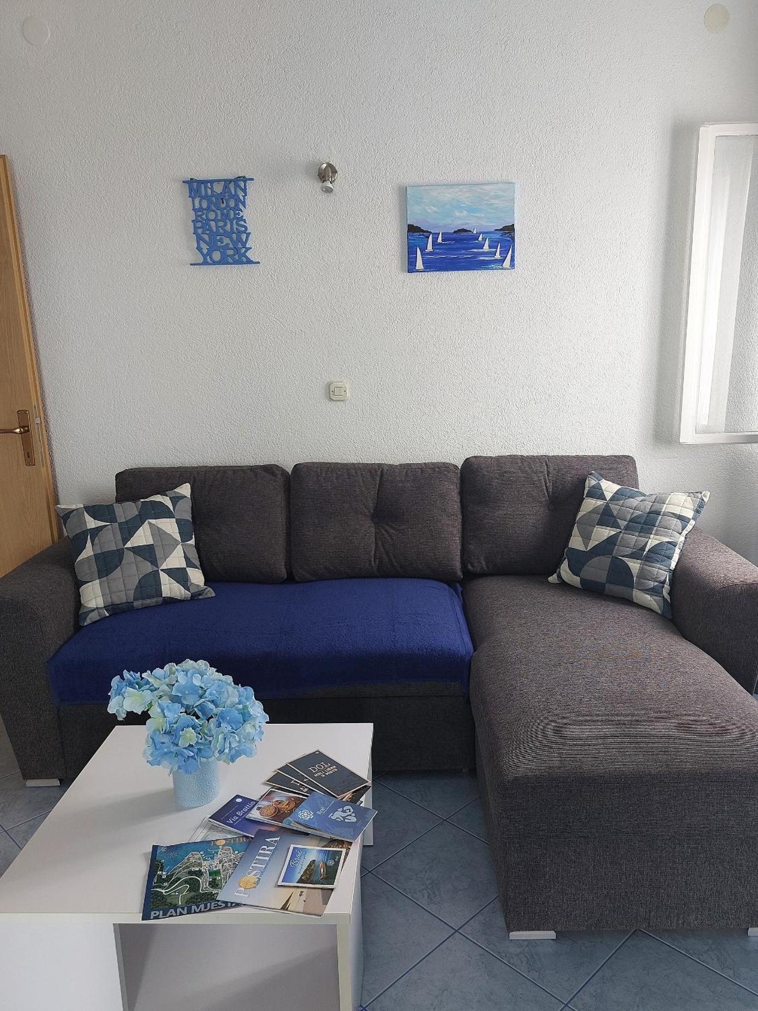 Apartments With A Parking Space Postira, Brac - 2911 Номер фото