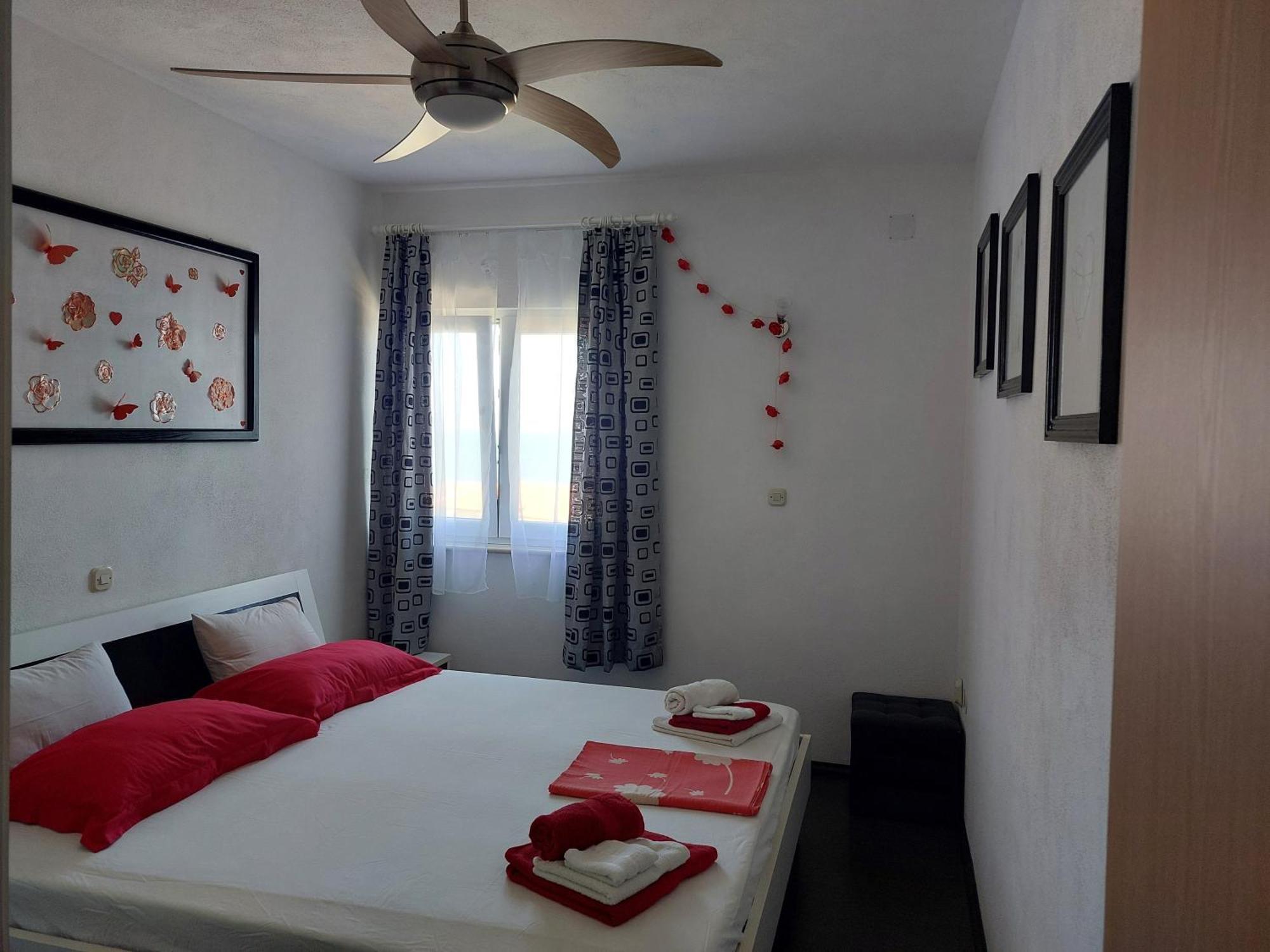 Apartments With A Parking Space Postira, Brac - 2911 Екстер'єр фото